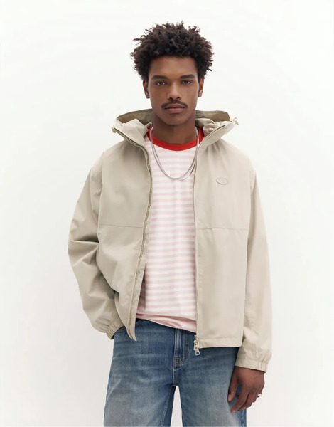  Pull & Bear Lightweight Stwd Raincoat In Ochre Brown 