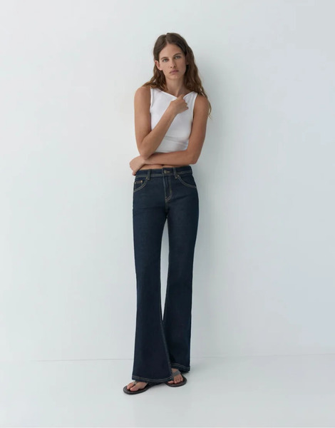  Pull & Bear Low Rise Boot Cut Jeans In Navy 