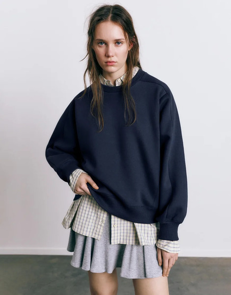  Pull & Bear Oversize Sweatshirt With Seams In Navy 