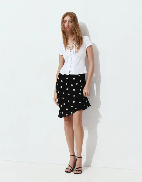  Pull & Bear Polka Dot Mini Skirt In Black 