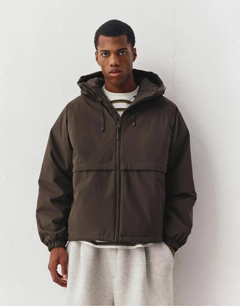  Pull & Bear Puffer Jacket With A High Neck In Chocolate Brown 