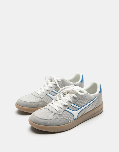  Pull & Bear Retro Trainers In Grey 