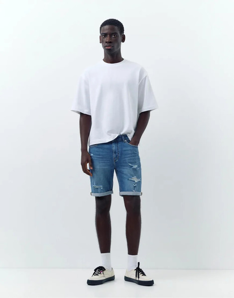  Pull & Bear Ripped Denim Bermuda Shorts In Medium Blue 