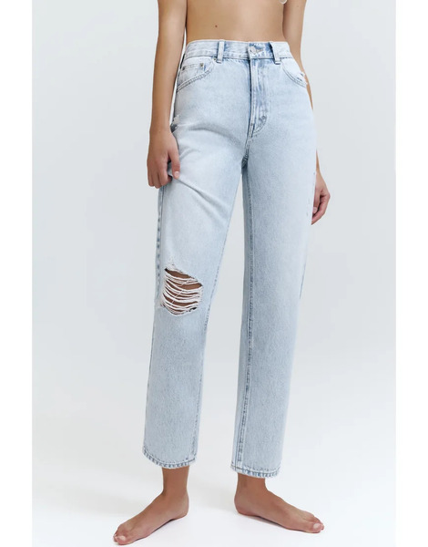  Pull & Bear Ripped Mom Fit Jeans In Sky Blue 