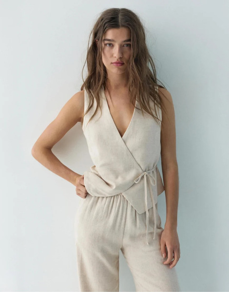  Pull & Bear Rustic Vest With Side Tie Fastening In Beige Neutral 