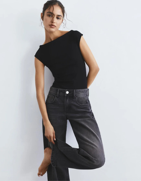  Pull & Bear Short Sleeve Bodysuit In Black 