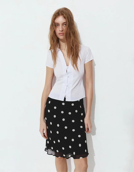  Pull & Bear Short Sleeve Toggle Shirt In White 