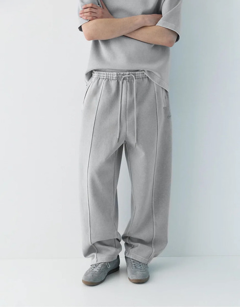  Pull & Bear Skater Joggers In Grey 