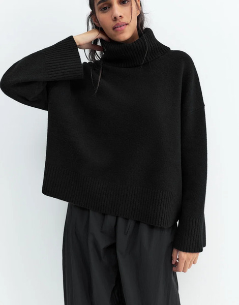  Pull & Bear Soft Knit High Neck Jumper In Black 