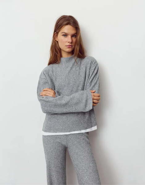  Pull & Bear Soft Knit T Shirt In Grey 