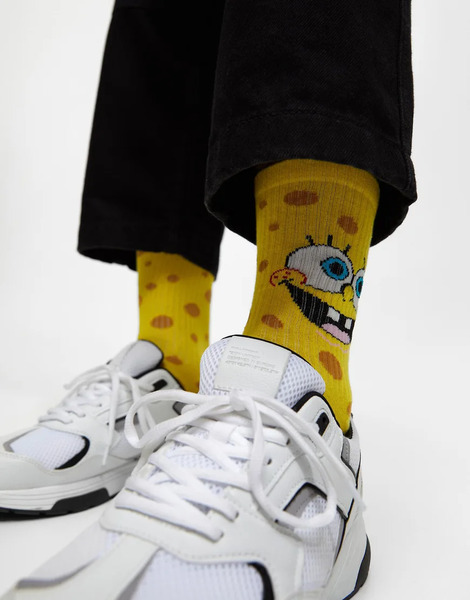  Pull & Bear Spongebob Squarepants Socks In Yellow Multi 