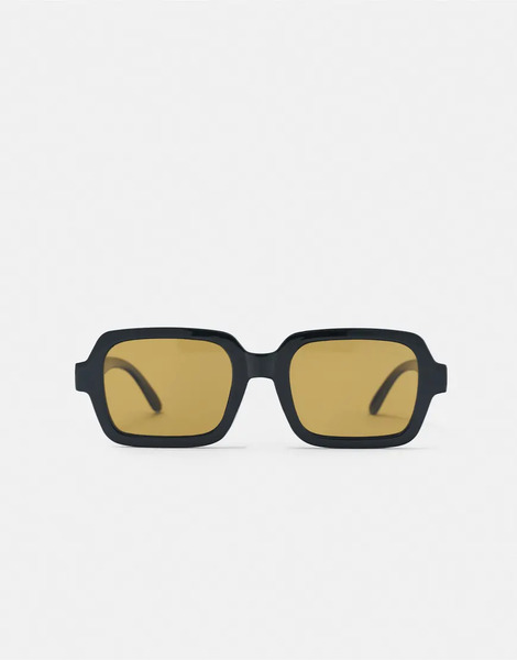  Pull & Bear Square Resin Sunglasses In Black 