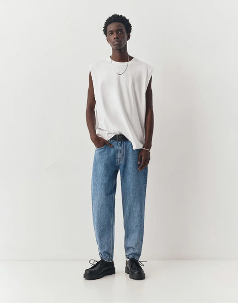  Pull & Bear Standard Jeans In Medium Blue 