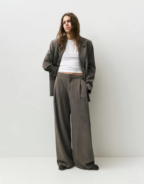 Pull & Bear Striped Smart Trousers In Mole Brown 