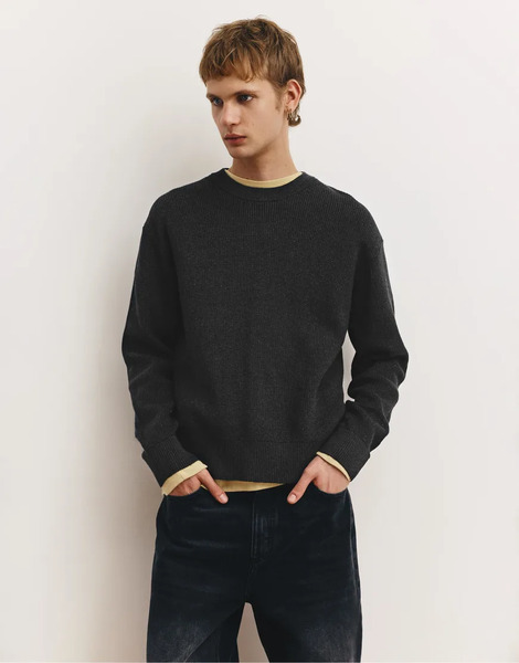  Pull & Bear Structured Round Neck Sweater In Black 