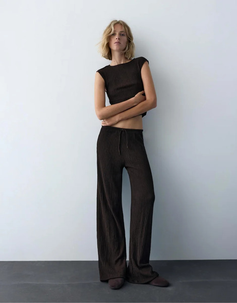  Pull & Bear Wide Leg Crepe Trousers In Brown 