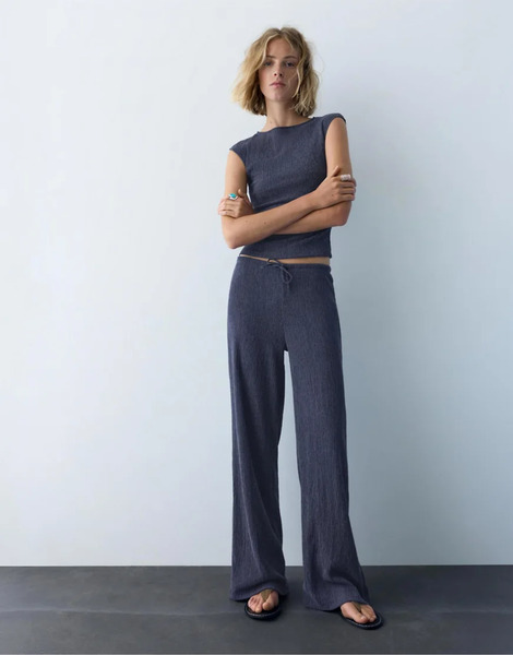  Pull & Bear Wide Leg Crepe Trousers In Navy 