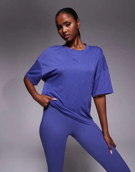  Puma Train Oversized T Shirt In Blue 