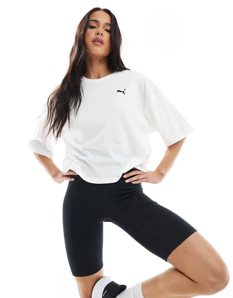  Puma Wardrobe Essentials Oversized T Shirt In White 