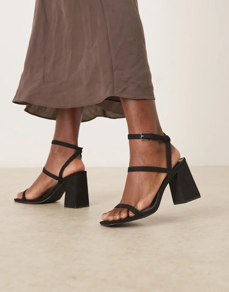  Raid Jeeya Block Heeled Sandals In Black Suede 