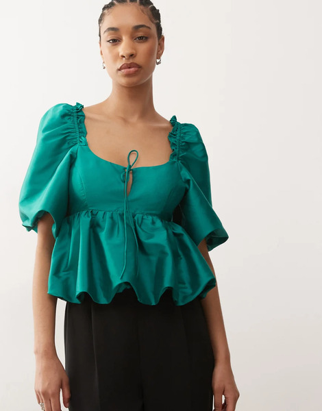  Reclaimed Vintage Limited Edition Bubble Hem Top With Exaggerated Sleeve In Emerald Green Taffeta Multi 