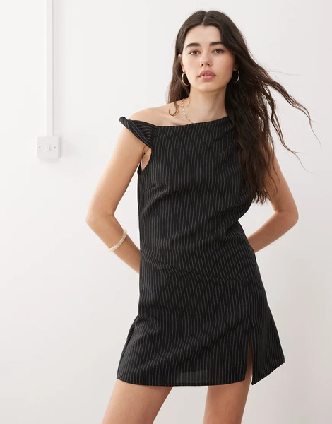  Reclaimed Vintage Tailored Structured Mini Skort Dress With One Shoulder Detail In Black Pinstripe   Black 