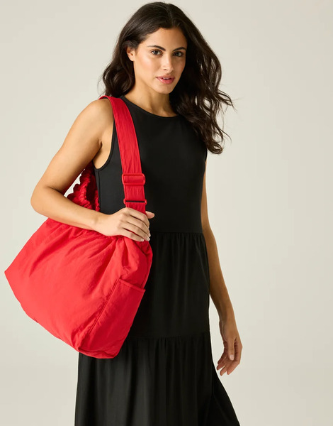  Regatta Drawstring Shoulder Bag In High Risk Red 