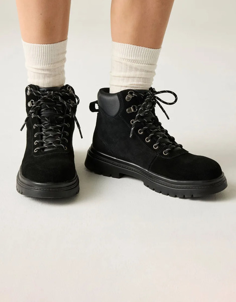  Regatta Whinton Boots In Black 