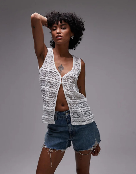  Rhythm Haven Lace Longline Vest In White 