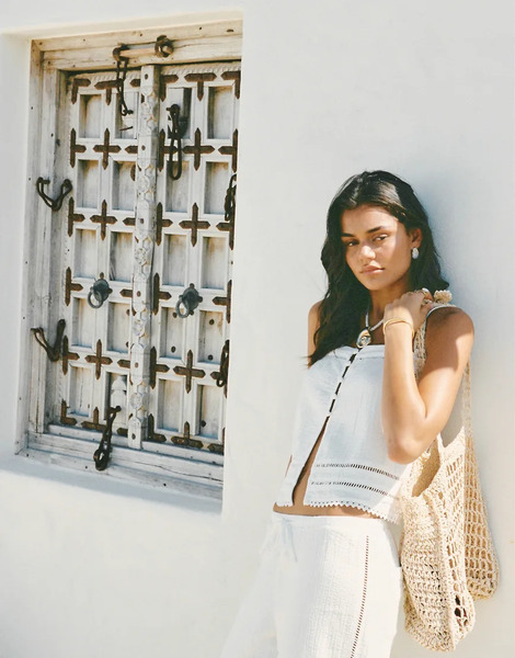  Rhythm Scallop Cami Top In White 