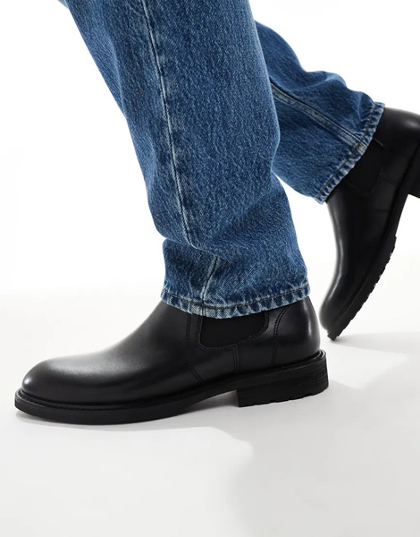  Schuh Declan Cheslea Boots In Black 
