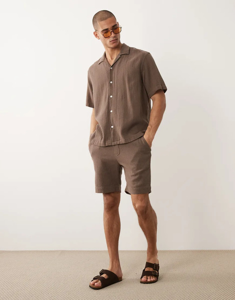  Selected Co Ord Textured Short In Brown 