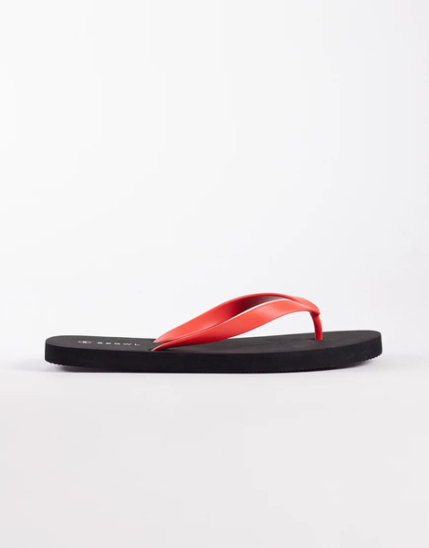  Seqwl Flip Flops In Black/red 