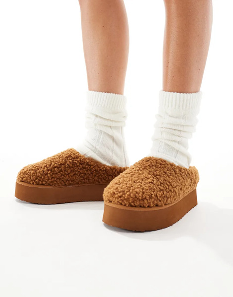  Seqwl Fluffy Teddy Flatform Mules In Brown 