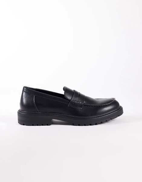  Seqwl Pier Chunky Loafer In Matt Black 
