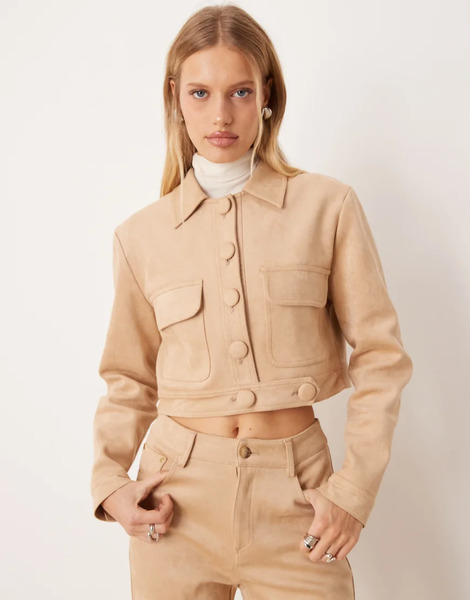  Soho Wardrobe Cropped Faux Suede Jacket In Beige Neutral 