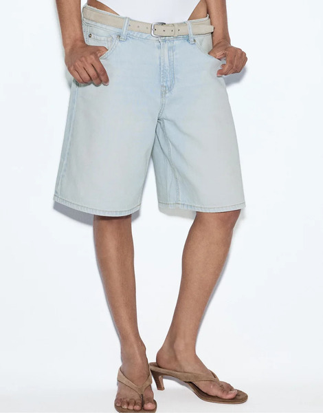  Stradivarius Belted Denim Bermuda Shorts In Light Bleach Blue 