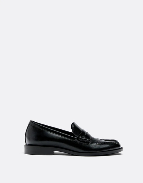  Stradivarius Black Leather Effect Loafers In Black 
