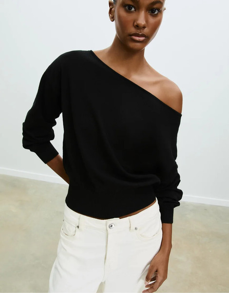  Stradivarius Boat Neck Knit Sweater In Black 