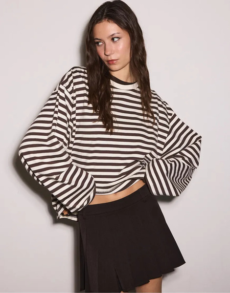  Stradivarius Box Pleat Mini Skirt In Brown 