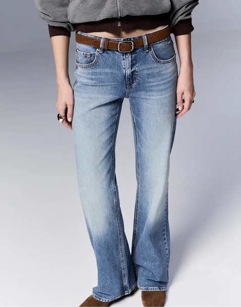  Stradivarius D68 Boot Cut Fit Jeans With Belt In Medium Blue Denim 