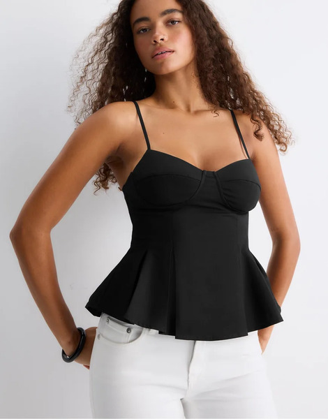 Stradivarius Fitted Pleated Top In Black 