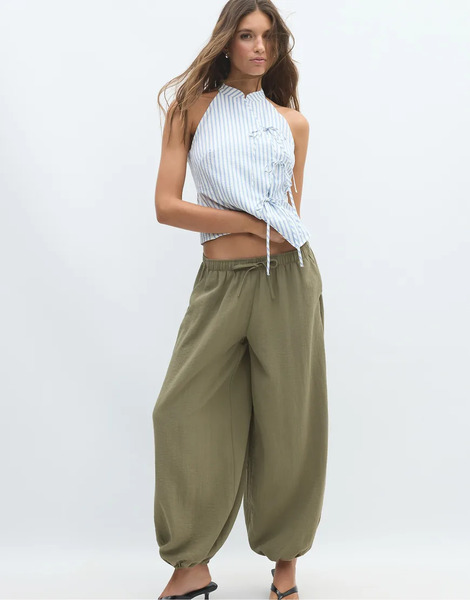  Stradivarius Flowy Sarouel Trousers In Khaki Green 