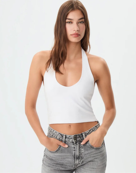  Stradivarius Halter Crop Top In White 