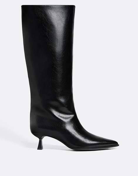  Stradivarius Kitten Heel Boot In Black 