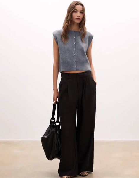  Stradivarius Knit Vest With Padded Shoulders In Dark Grey 