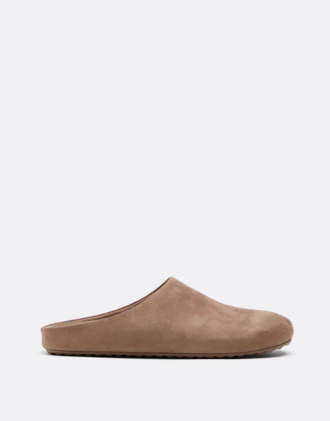  Stradivarius Leather Effect Clogs In Brown 