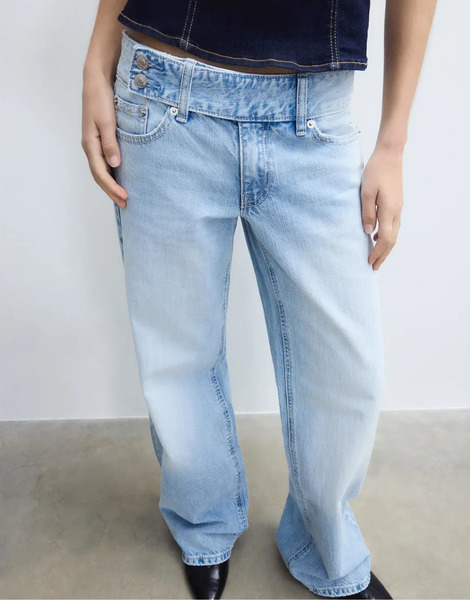  Stradivarius Low Waist Straight Leg Hammer Loop Jeans In Medium Light Blue Denim 