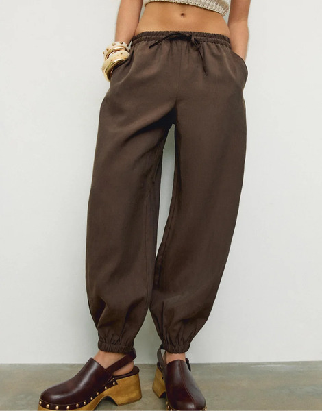  Stradivarius Lyocell Sarouel Trousers In Brown 
