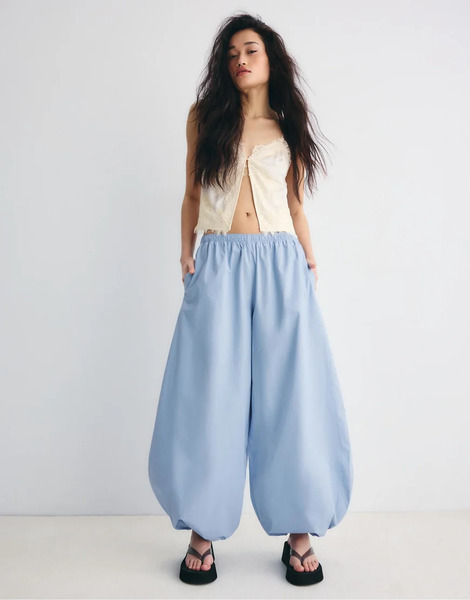  Stradivarius Poplin Volume Trousers In Sky Blue 